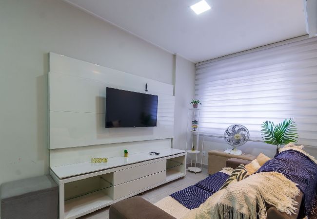Apartamento em Maceió - Apto c/ Garagem 400m da Praia dos Sete Coqueiros