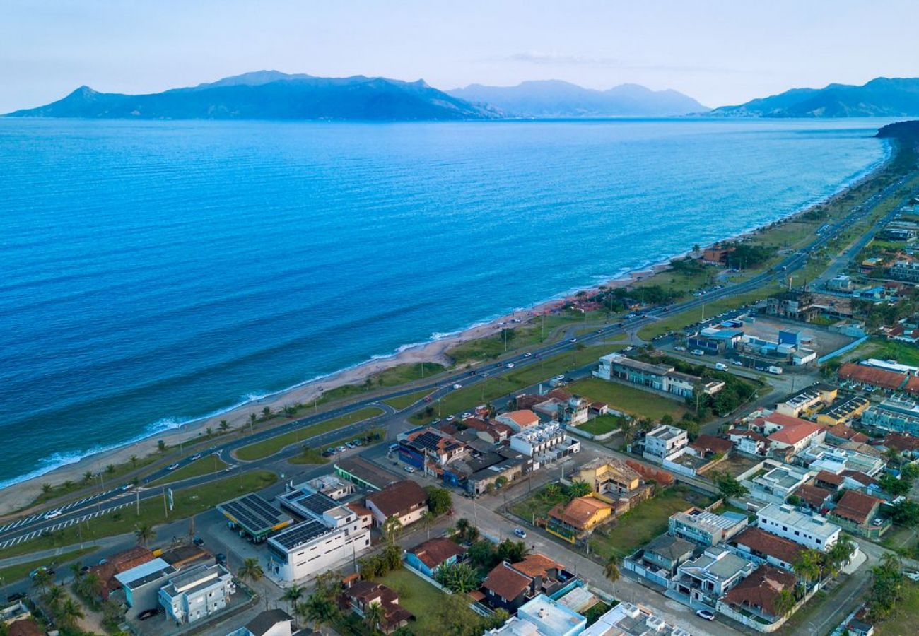 Chalé em Caraguatatuba - Chalé a menos de 300 metros da Praia Massaguaçu