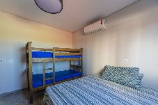 Casa em Praia Grande - Casa com Sinuca e Churrasqueira a 5 min da Praia