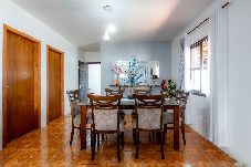 Casa em Navegantes - Casa com Churrasqueira e Rede a 210 m da Praia