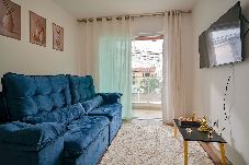 Apartamento em Juiz de Fora - Apartamento c Varanda perto da UFJF e do Aeroporto