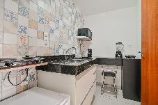 Apartamento em Juiz de Fora - Apartamento c Varanda perto da UFJF e do Aeroporto