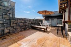 Casa em Itajaí - Casa para 12 em Itajaí | Piscina e Churrasqueira