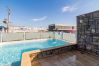 Casa em Itajaí - Casa para 12 em Itajaí | Piscina e Churrasqueira