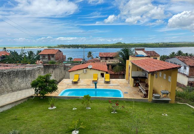 Casa em Canguaretama - Casa com Área Gourmet, Piscina e Vista do Mar