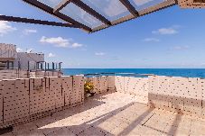 Apartamento em Praia Grande - Cobertura com Churrasqueira, Vaga e Vista do Mar