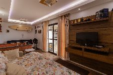 Apartamento em Praia Grande - Cobertura com Churrasqueira, Vaga e Vista do Mar