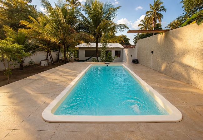Casa em Japaratinga - Casa com Piscina e Churrasqueira em Japaratinga