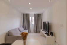 Apartamento em São Paulo - Apê Bela Vista c/ Portaria 24h | Paulista e MASP