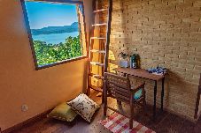 Casa em Paraty - Casa com Churrasqueira, Hidro e Vista em Paraty