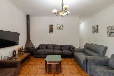 Casa de Campo em São Roque - Chácara c/ Piscina, Campo e Sinuca e Churrasqueira