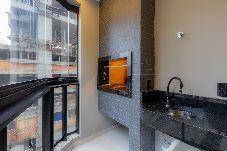 Apartamento em Porto Belo - Apto com Varanda Gourmet | 180m Praia de Perequê