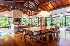 Casa em Teresopolis - Casa com Lareira e Piscina perto da Granja Comary