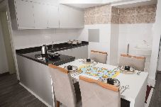 Apartamento em Bento Gonçalves - Apto c/ Churrasqueira e Garagem em Bento Gonçalves