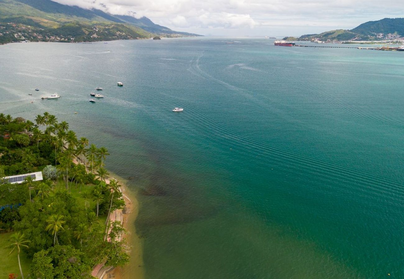Casa em Ilhabela - TITULO PROVISORIO PACEL ADMINISTRADORA