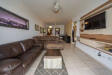Apartamento em Praia Grande - Apto c/ Varanda Vista Mar p/ 6 pessoas em Caiçara
