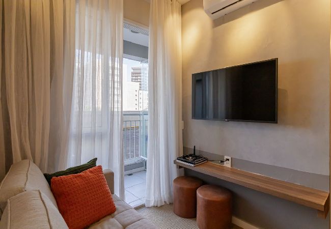 Apartamento em São Paulo - Apto com Academia a 2 minutos do metrô no Tatuapé