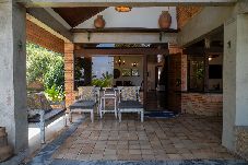Casa em São Sebastião - Casa Pé na Areia com Cenário Privilegiado | Guaecá