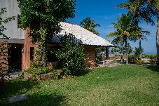 Casa em São Sebastião - Casa Pé na Areia com Cenário Privilegiado | Guaecá