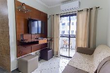 Apartamento em Bertioga - Apto com Piscina e Vaga a 750m da Praia da Enseada