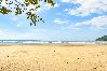 Apartamento em Bertioga - Apto com Piscina e Vaga a 750m da Praia da Enseada