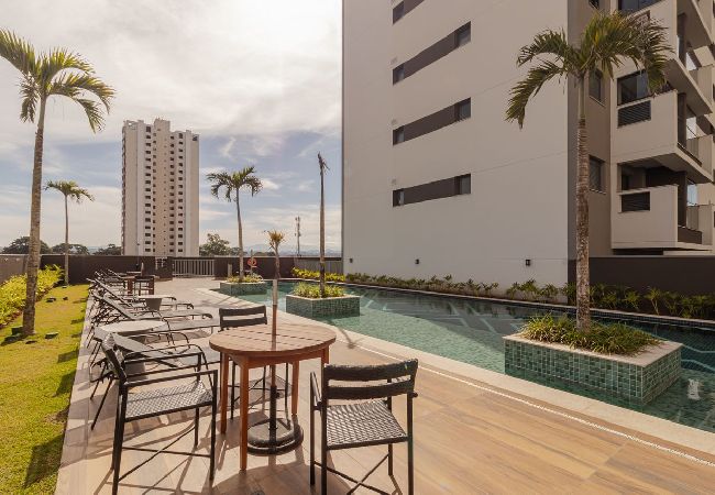 Apartamento em São José dos Campos - Apto com Piscina e Sauna perto do Thermas do Vale