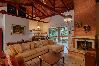 Casa de Campo em Atibaia - Casa de Campo com Lago, Piscinas, Jacuzzi e Sauna