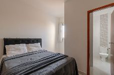 Casa em Praia Grande - Casa Pet Friendly c/ Churrasqueira 350 m da Praia