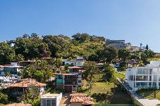 Casa em Capitólio - Titulo provisório RODIKE SERVIÇOS ADMINISTRATIVOS