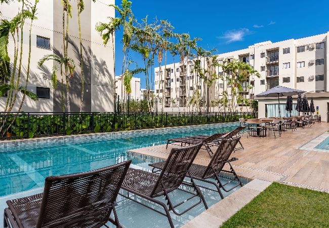 Apartamento em Rio de Janeiro - Apto c/ Piscina e Varanda perto do Parque Olímpico