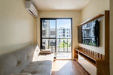 Apartamento em Rio de Janeiro - Apto c/ Piscina e Varanda perto do Parque Olímpico