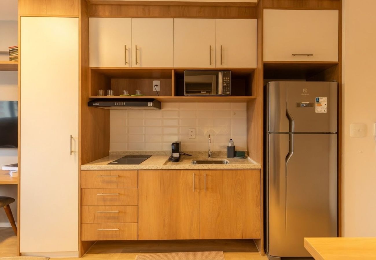 Apartamento em São Paulo - Studio com Piscina perto do Aeroporto de Congonhas