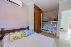 Casa em Praia Grande - Casa c/ 3 quartos à 80m da praia Balneário Flórida