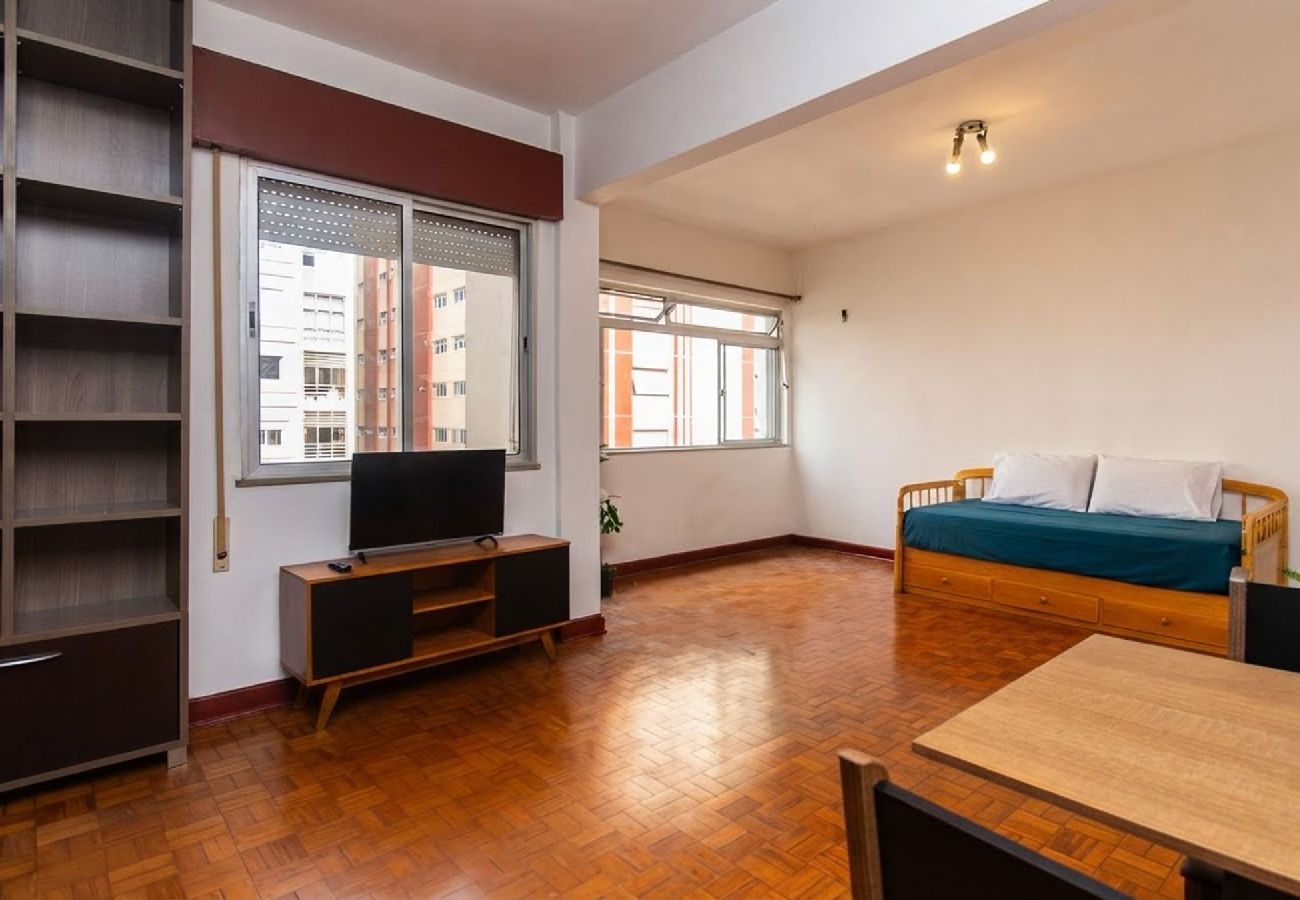 Apartamento em São Paulo - Apto 3 quartos a 400m do Metrô em Pinheiros
