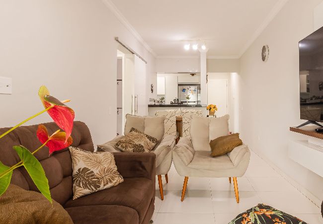Apartamento em Praia Grande - Apto com Varanda e Churrasqueira na Vila Caiçara