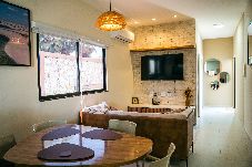 Casa em Barreirinha - Casa com Piscina, Churrasqueira, Quadra e Lagoa