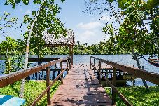 Casa em Barreirinha - Casa com Piscina, Churrasqueira, Quadra e Lagoa