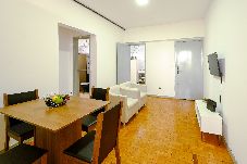 Apartamento em Campo Grande - Apto com Ar-condicionado Perto do Aeroporto|Centro