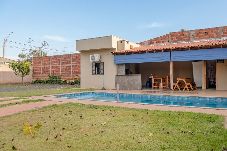 Casa em São José do Rio Preto - Casa com Churrasqueira e Piscina no no Egydio Zani