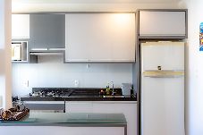 Apartamento em Barra Velha - Apto Pé na Areia com Piscina e Hidro em Itajubá