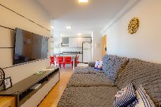 Apartamento em Barra Velha - Apto Pé na Areia c/ Piscina/20 min do Beto Carrero