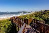 Apartamento em BARRA VELHA - Apto Pé na Areia com Piscina e Hidro em Itajubá
