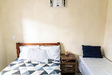 Apartamento em Ubatuba - Apto c Churrasqueira e Vaga a 350m da Praia Grande