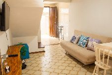 Apartamento em Ubatuba - Apto Duplex c Churrasqueira a 100m da Praia Grande