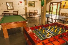 Casa em Guarujá - Casa c Piscina, Quadra e Jogos|Praia do Pernambuco