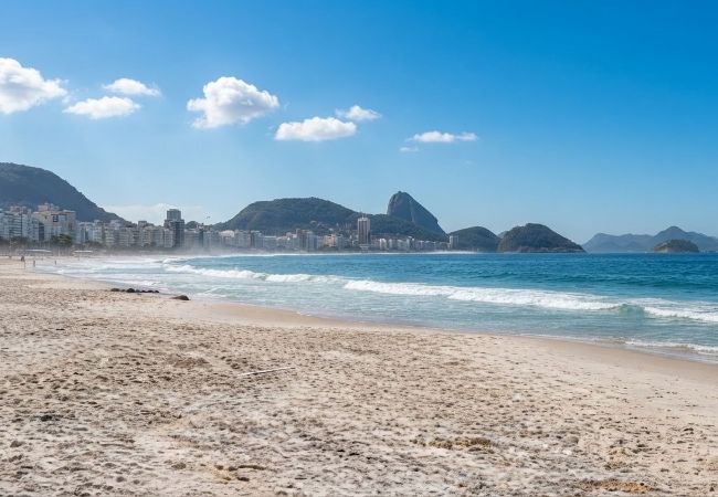 Apartamento em Rio de Janeiro - Apto Beira-Mar Pet Friendly Posto 6 Copacabana