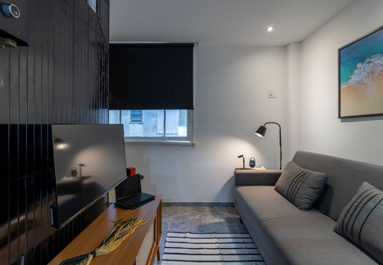 Apartamento em Rio de Janeiro - Apto Beira-Mar com Ar Condicionado em Copacabana