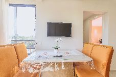 Apartamento em Caldas Novas - Apto Pet friendly c Piscina e Garagem no Turista 1