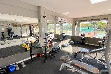 Casa em Camaçari - Casa c Piscina, Academia e Quadra-Catu de Abrantes