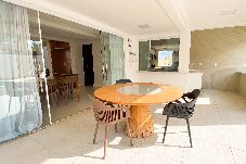 Casa em Camaçari - Casa c Piscina, Academia e Quadra-Catu de Abrantes